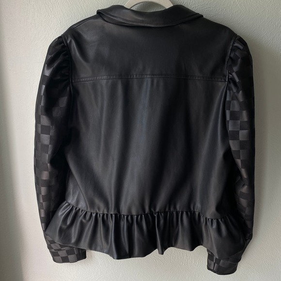 Disney Parks Her Collection Cruella de Vil Movie Faux Leather Jacket Black Sz1X - Picture 10 of 13